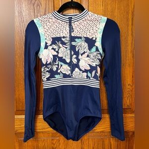 Athleta girl XL girls rash guard swim